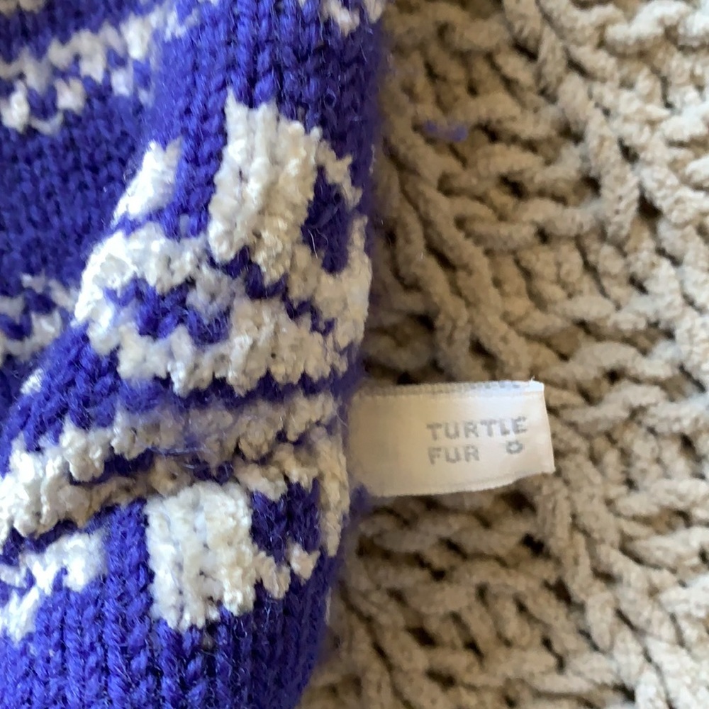 Winter hat - Picture 2 of 2